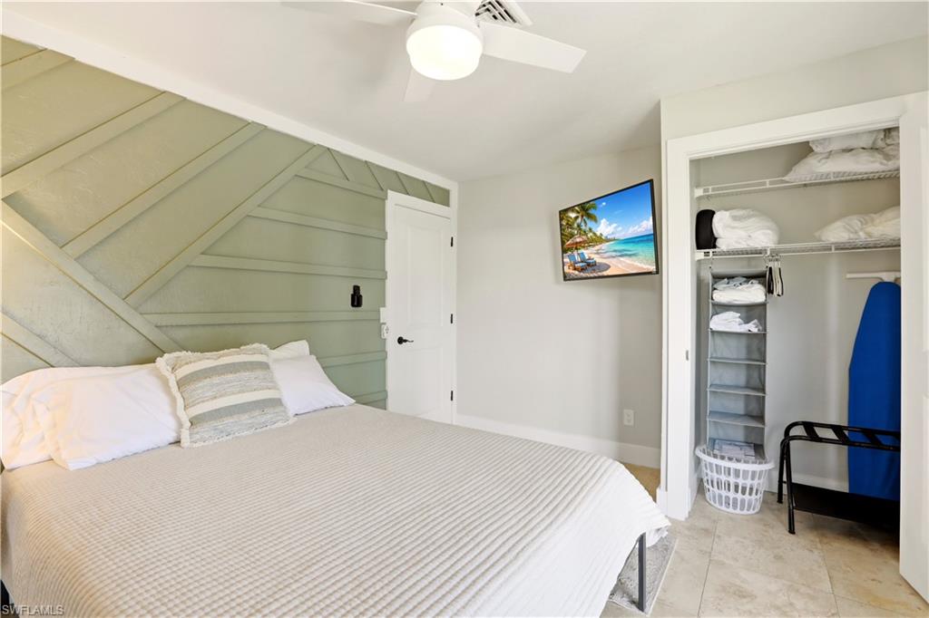 PARADISE SHORES - Residential Income