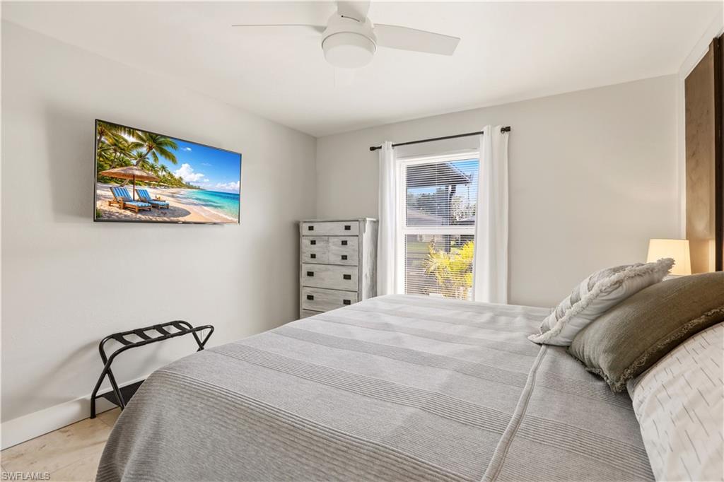 PARADISE SHORES - Residential Income