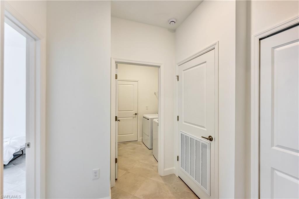 IBIS LANDING - Residential Lease