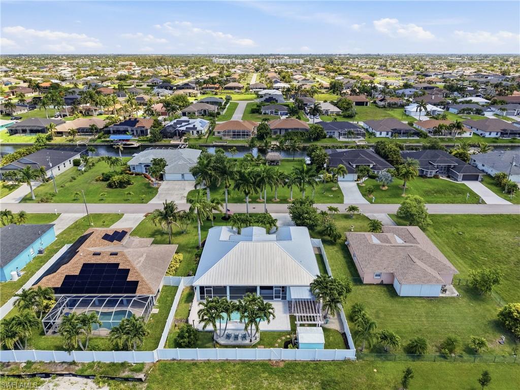 CAPE CORAL - Residential