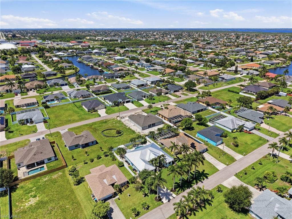 CAPE CORAL - Residential