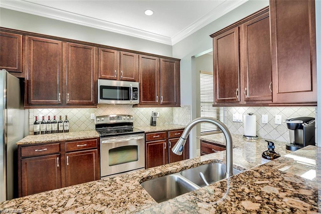 RIVERSTONE - Residential Lease