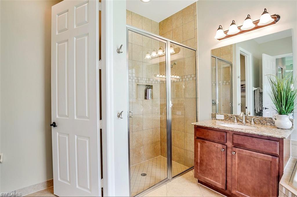 RIVERSTONE - Residential Lease