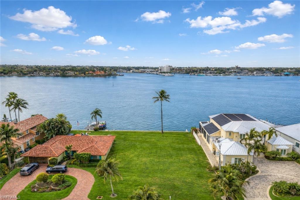 ROYAL HARBOR - Residential