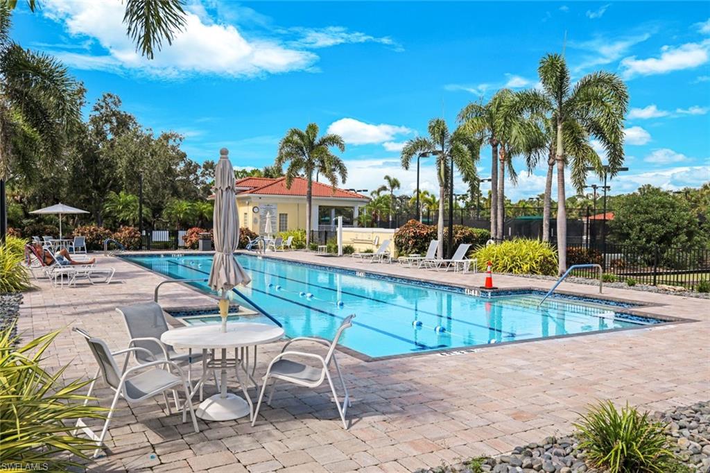 VILLAGE WALK - Residential Lease