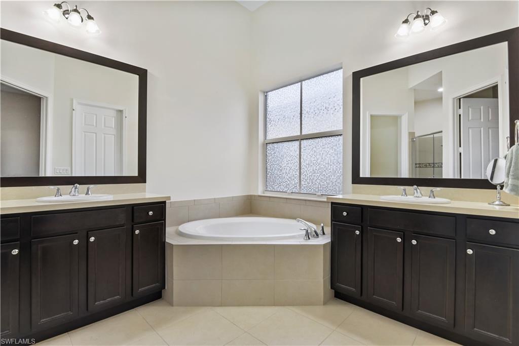 MAPLE RIDGE - Residential