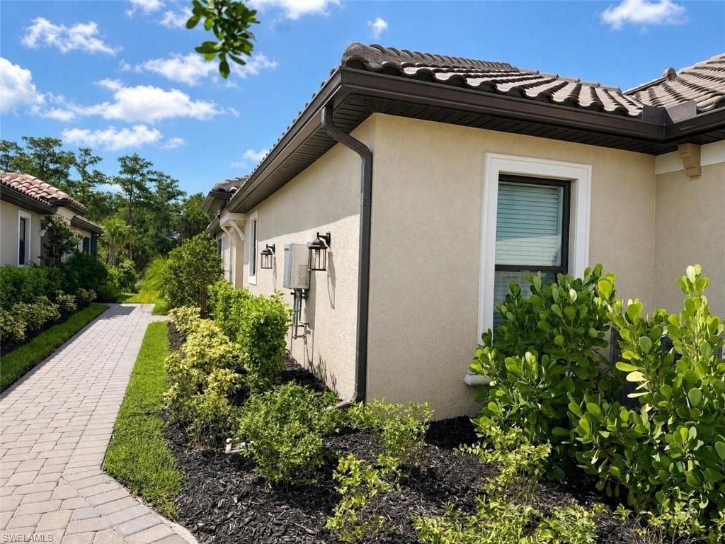 ESPLANADE BY THE ISLANDS - Residential Lease