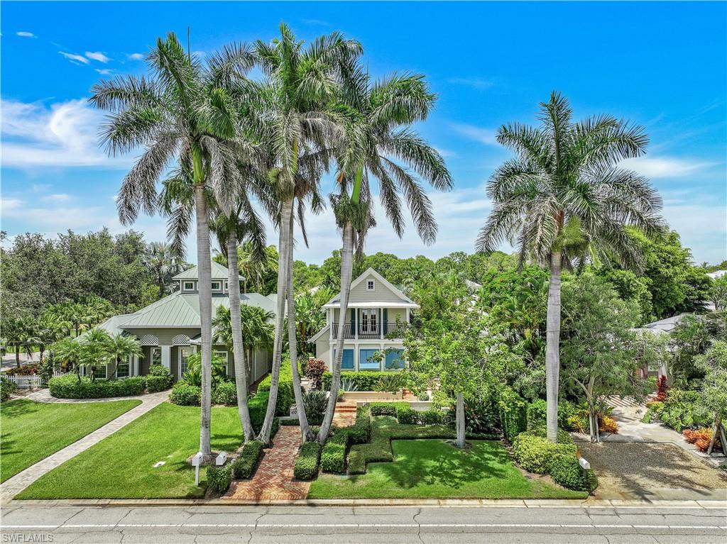 OLDE NAPLES - Residential