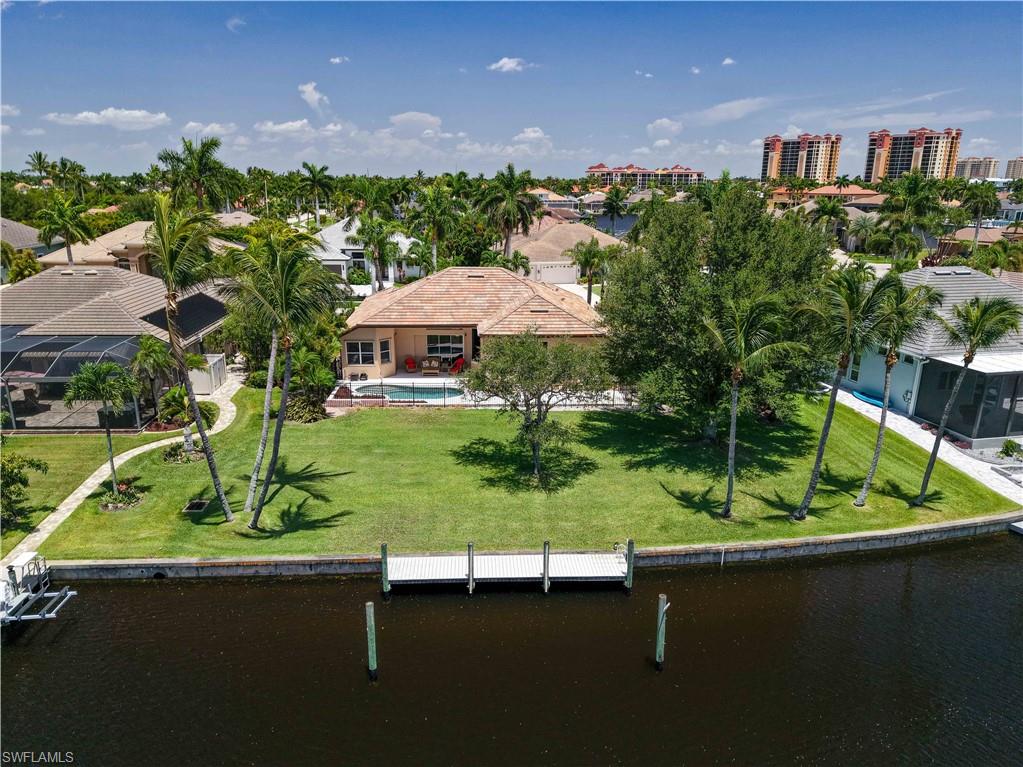 CAPE HARBOUR - Residential