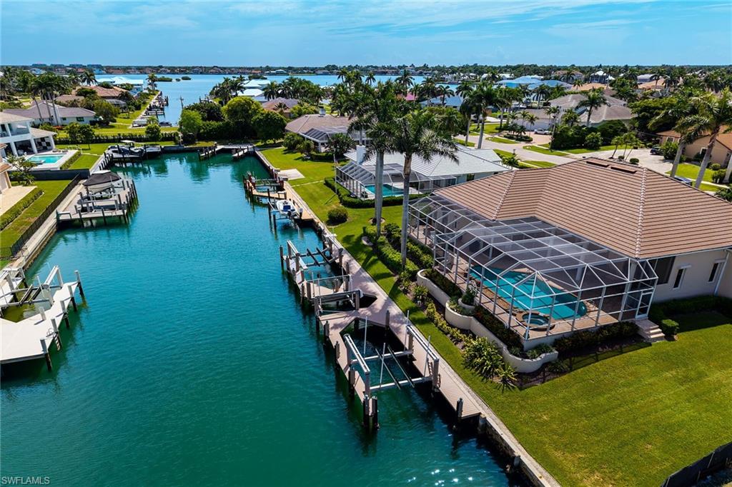 MARCO BEACH - Residential
