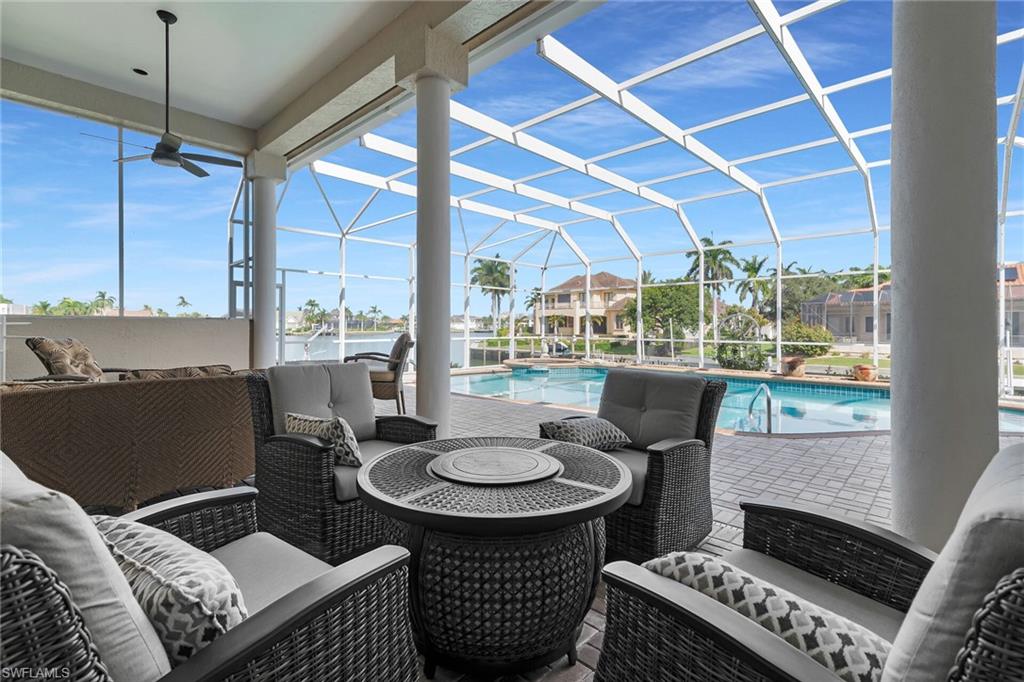 MARCO BEACH - Residential