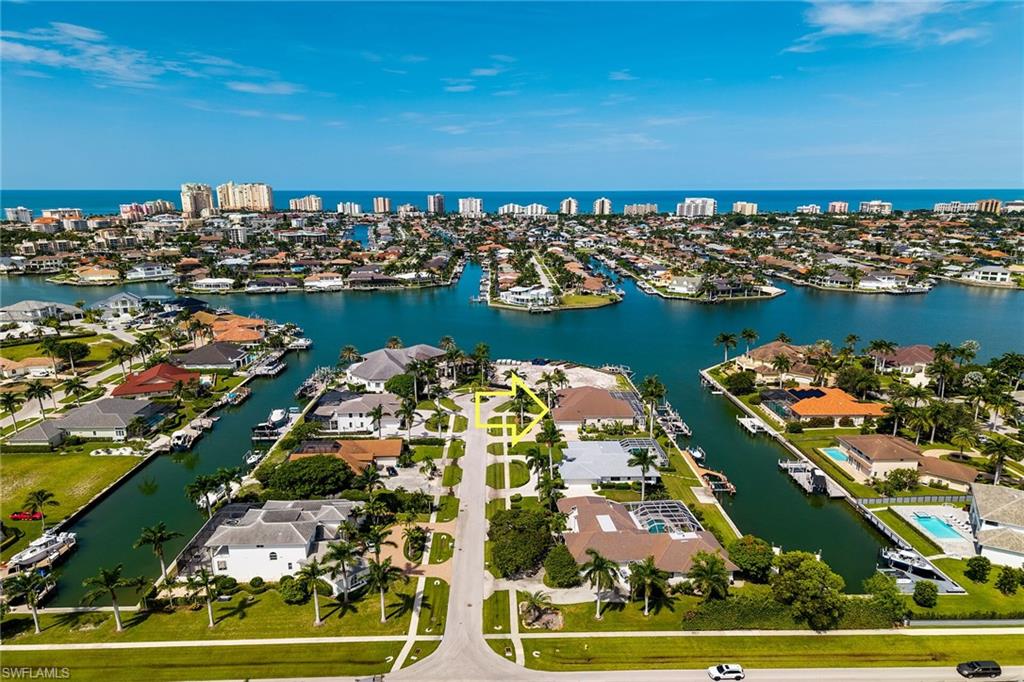 MARCO BEACH - Residential