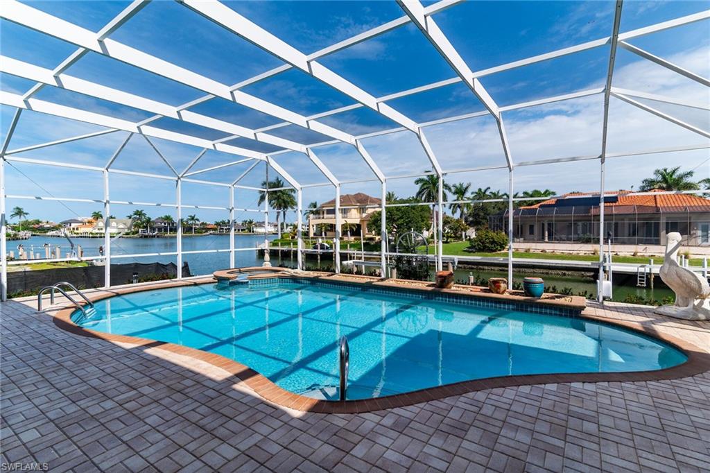 MARCO BEACH - Residential