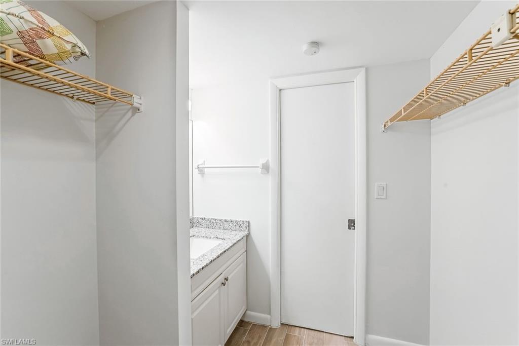 VANDERBILT TOWERS - Residential Lease