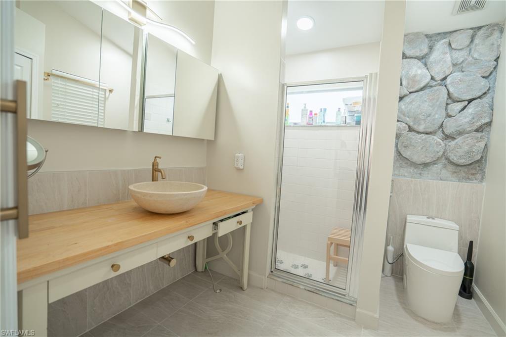 ORCHARDS - Residential Lease