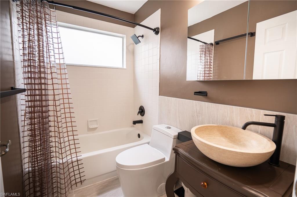 ORCHARDS - Residential Lease