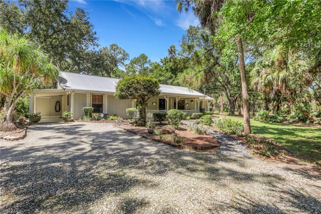 GOLDEN GATE ESTATES - Residential