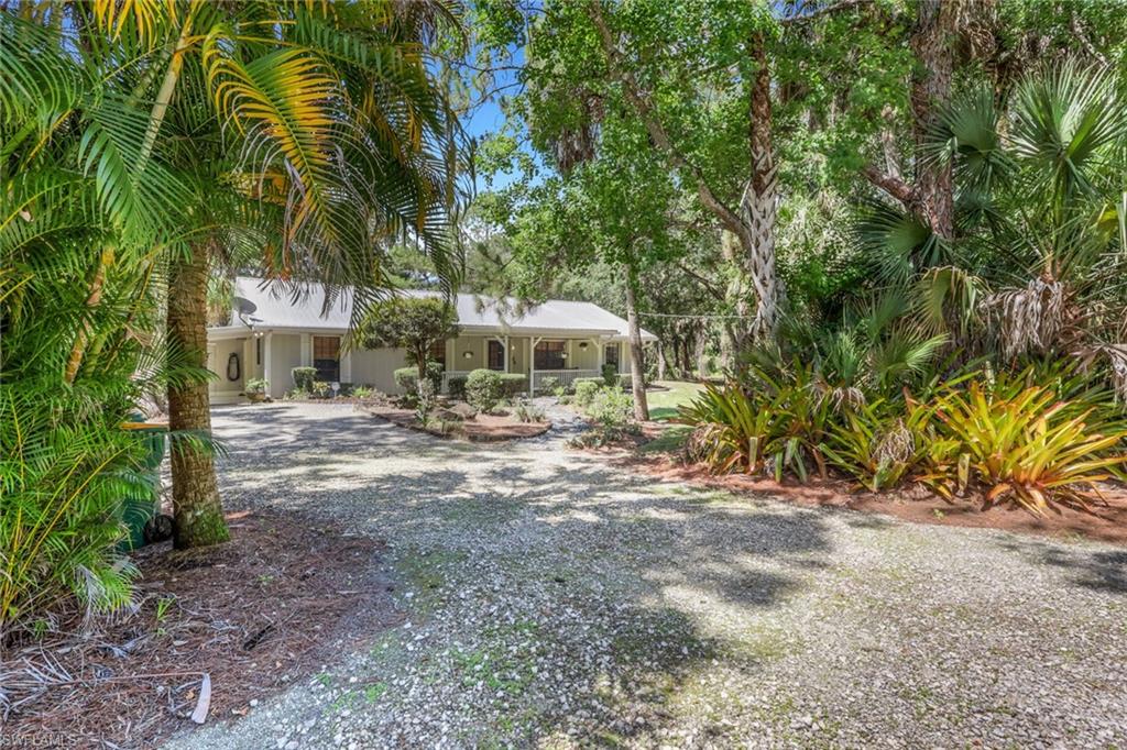 GOLDEN GATE ESTATES - Residential