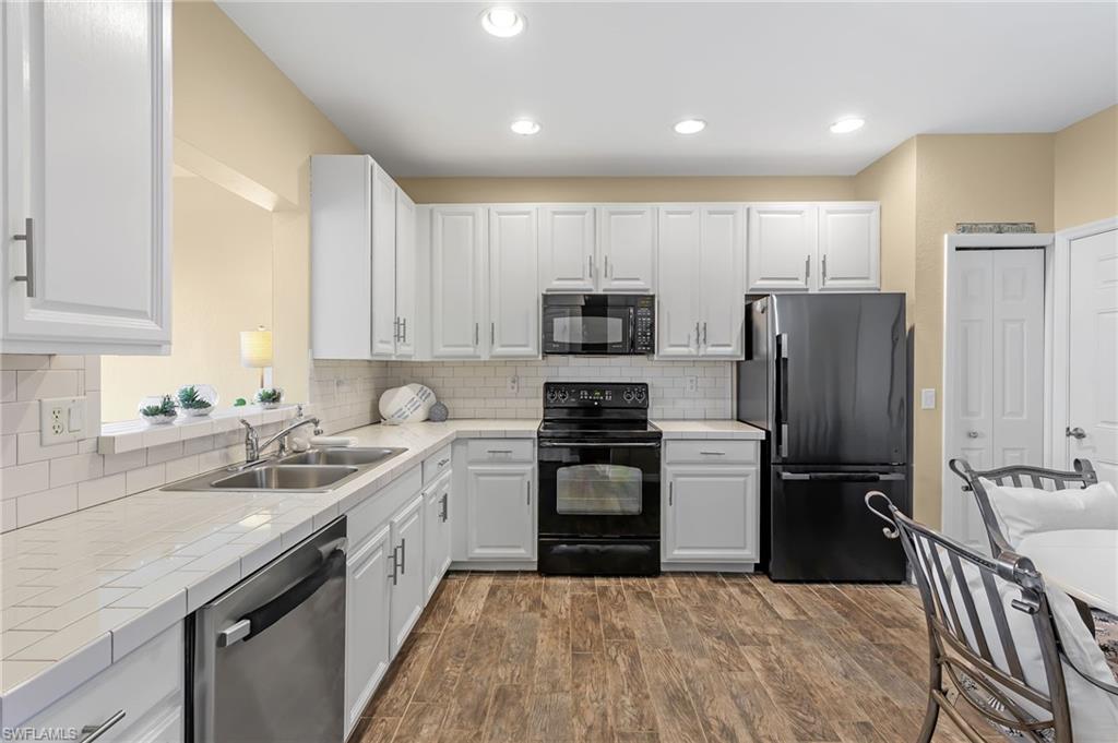 TOWNHOMES OF SAN SIMEON - Residential