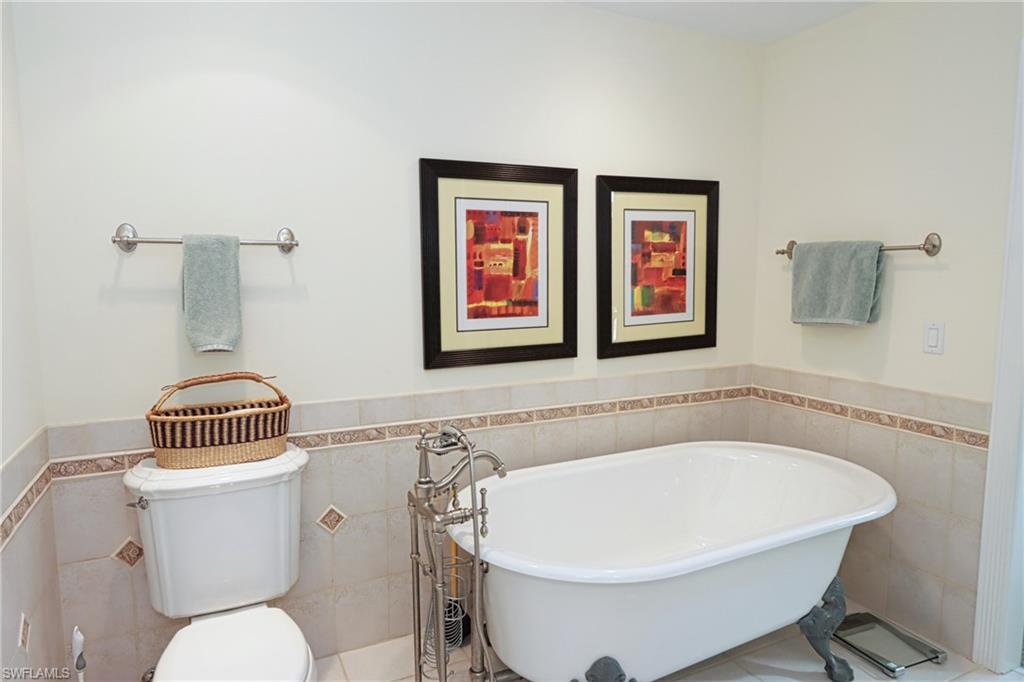 WINDWARD CAY - Residential Lease
