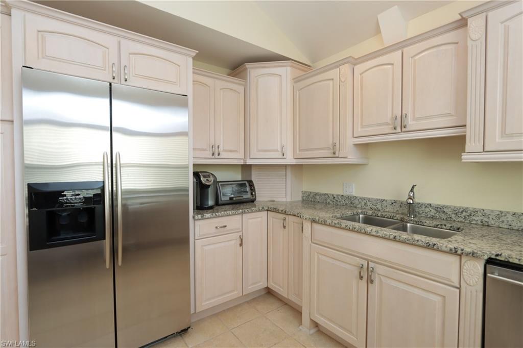 WINDWARD CAY - Residential Lease