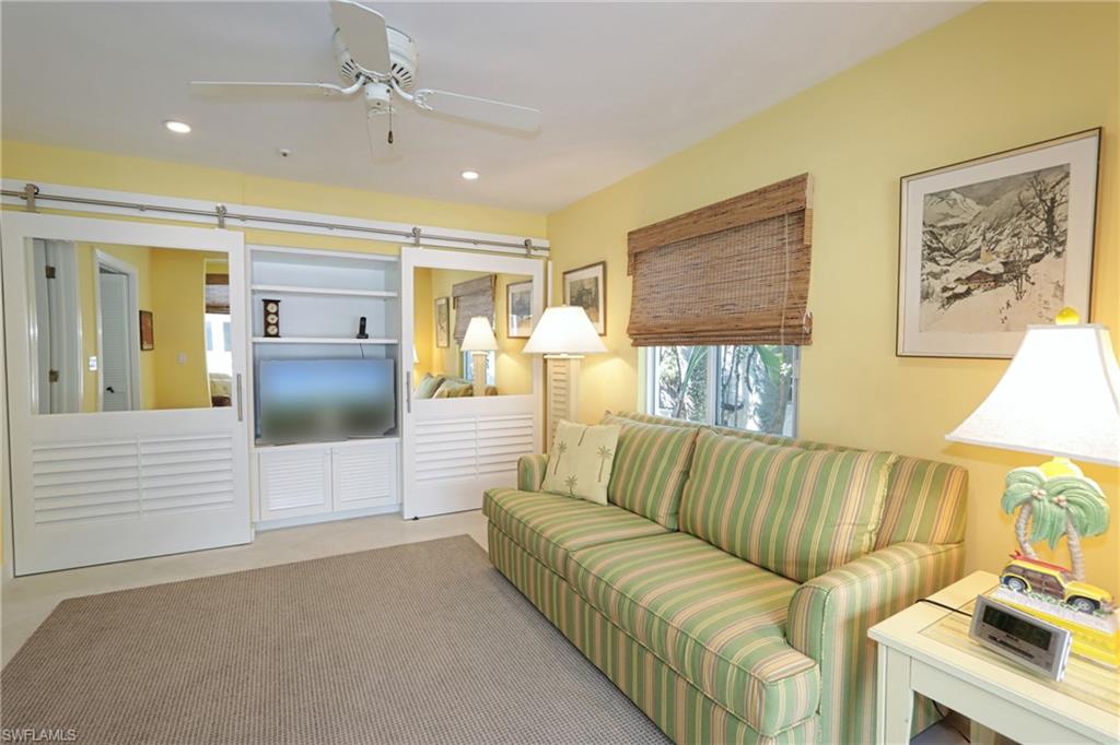WINDWARD CAY - Residential Lease