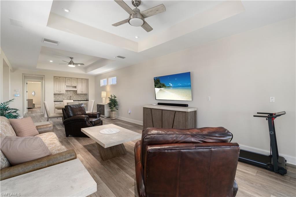 SOUTHPORT ON THE BAY - Residential