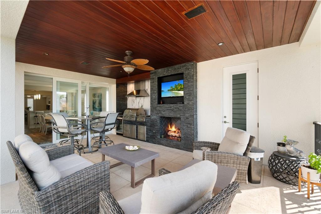 SOUTHPORT ON THE BAY - Residential