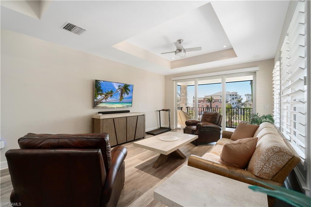 SOUTHPORT ON THE BAY - Residential