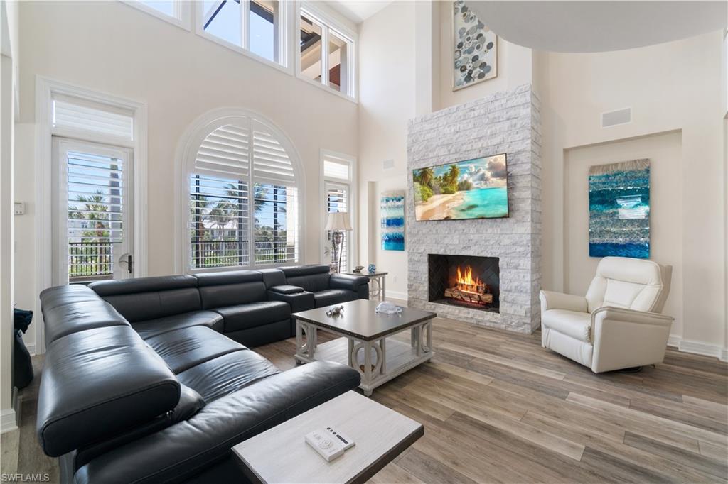 SOUTHPORT ON THE BAY - Residential