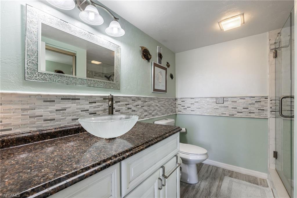 SCHOONER BAY - Residential