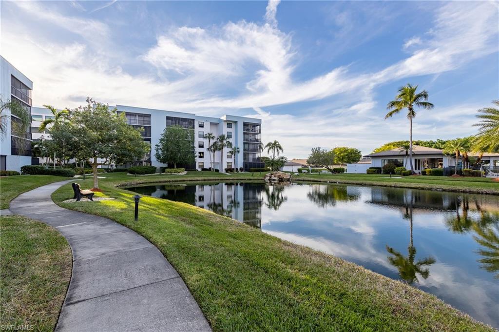 SCHOONER BAY - Residential