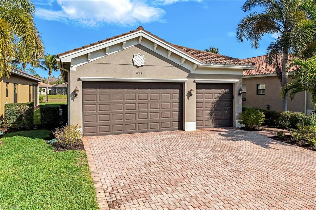 RIVERSTONE - Residential