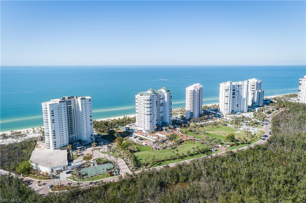 CARLYSLE AT BAY COLONY - Residential