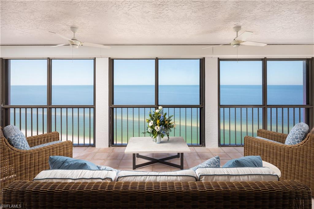 CARLYSLE AT BAY COLONY - Residential