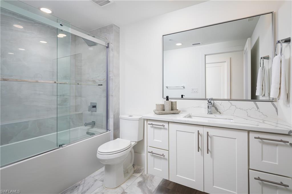 CARLYSLE AT BAY COLONY - Residential