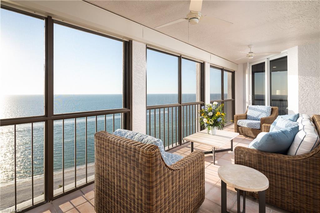 CARLYSLE AT BAY COLONY - Residential