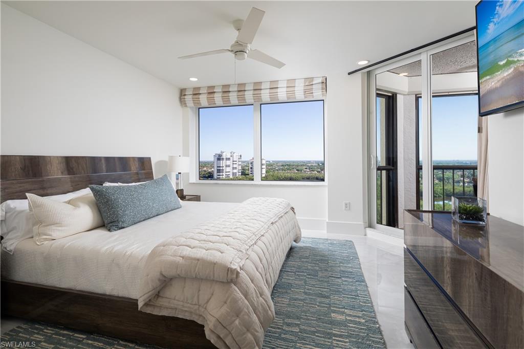 CARLYSLE AT BAY COLONY - Residential