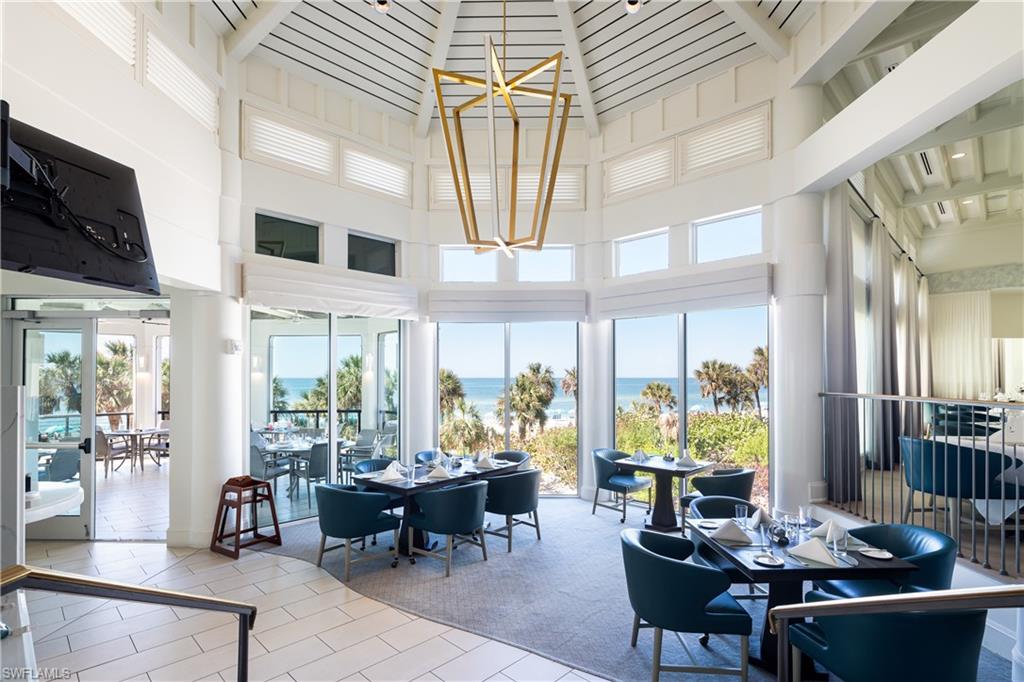 CARLYSLE AT BAY COLONY - Residential
