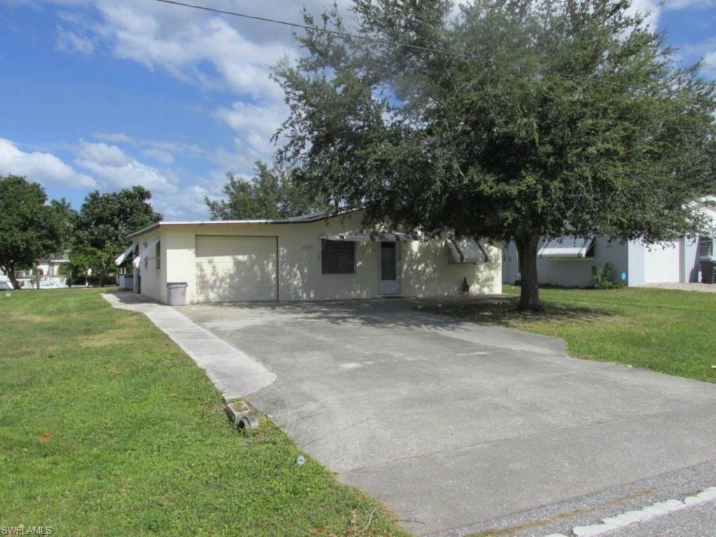 FORT MYERS SHORES - Residential