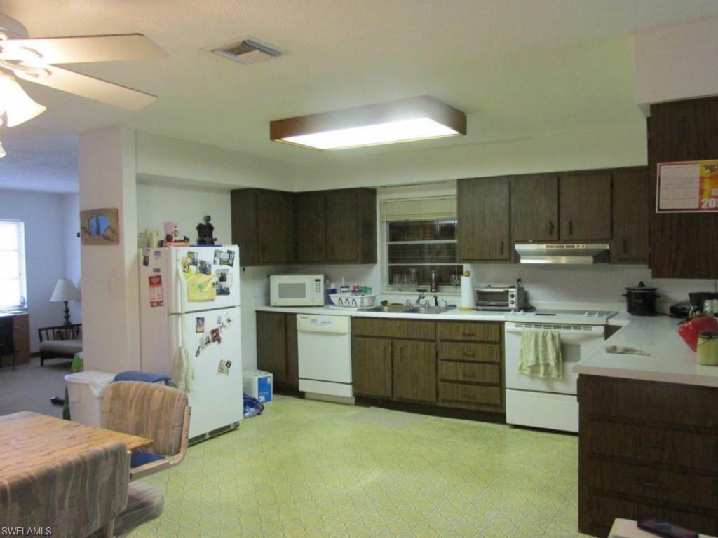 FORT MYERS SHORES - Residential