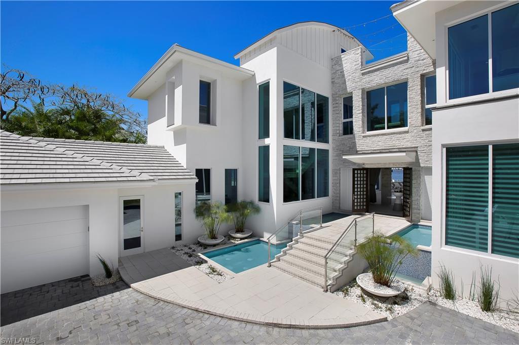 TWIN PALM ESTATES - Residential