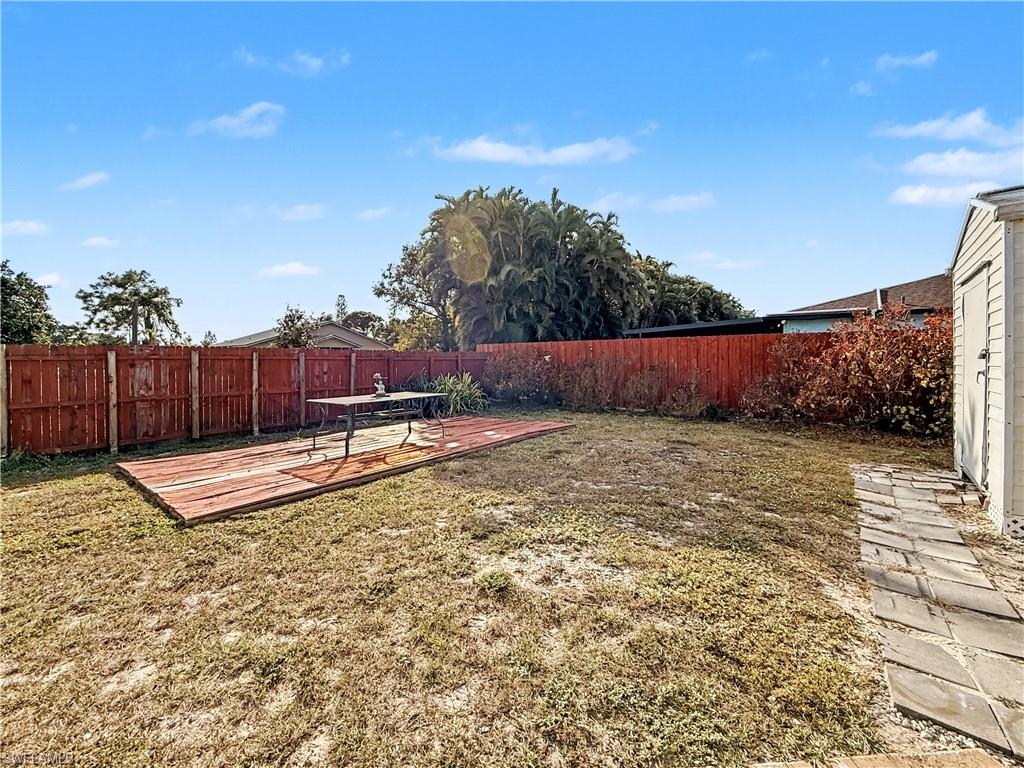 SAN CARLOS PARK - Residential Lease