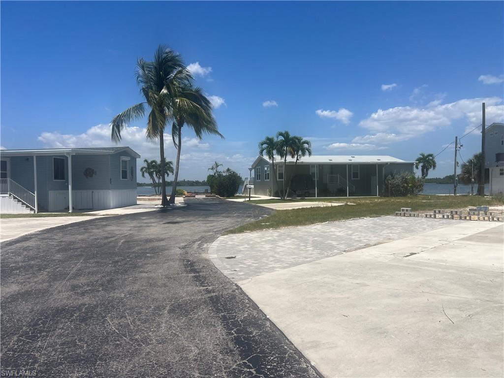 HELEN LANE CONDO RV - Land
