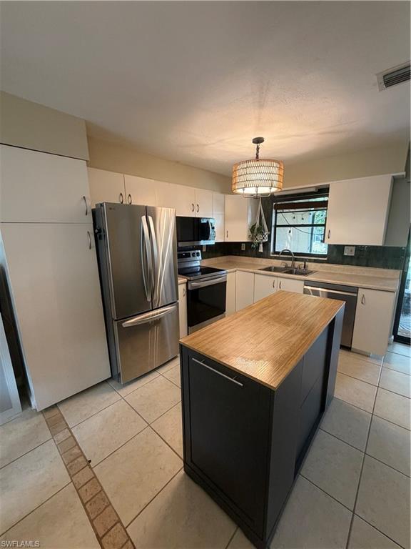 BONITA SPRINGS - Residential