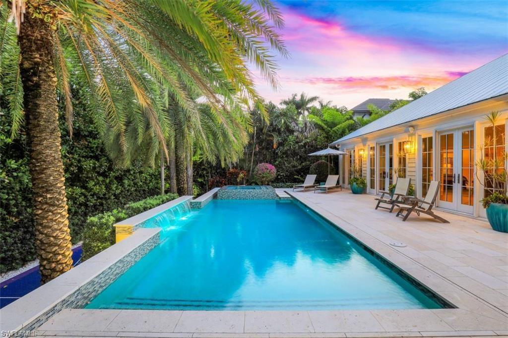 OLDE NAPLES - Residential