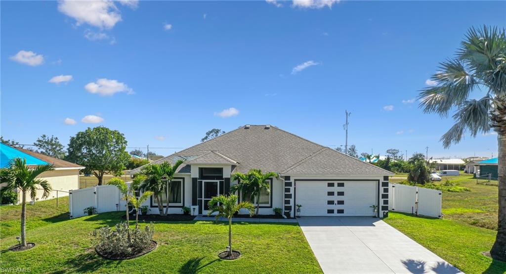 CAPE CORAL - Residential