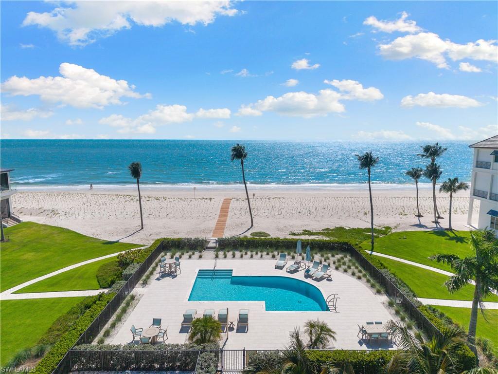 BAREFOOT BEACH - Residential