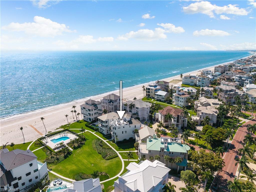 BAREFOOT BEACH - Residential