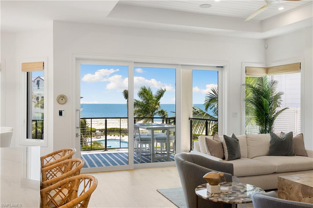 BAREFOOT BEACH - Residential